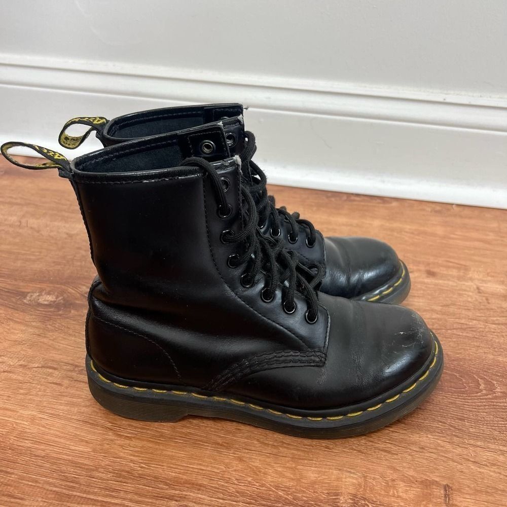 Dr Martens 1460 WOMEN'S SMOOTH LEATHER LACE UP Combat BOOTS Grunge Streetwear